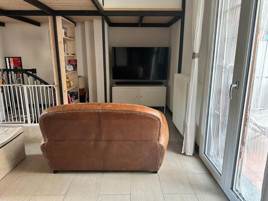 Loft Moderno Con Terrazzo Lägenhet Milano Exteriör bild
