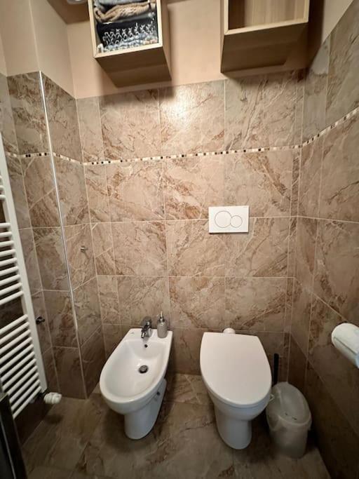 Loft Moderno Con Terrazzo Lägenhet Milano Exteriör bild