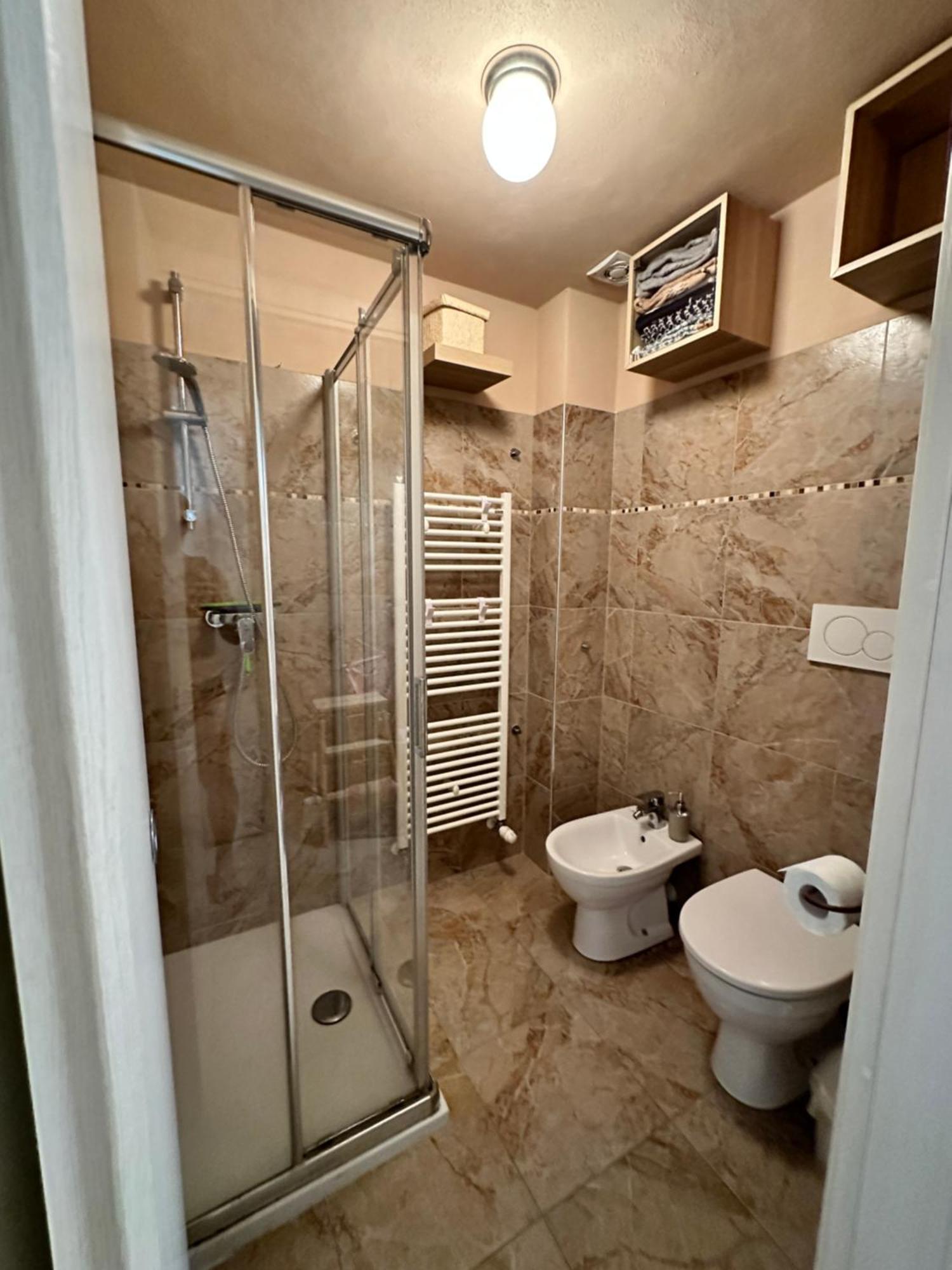 Loft Moderno Con Terrazzo Lägenhet Milano Exteriör bild