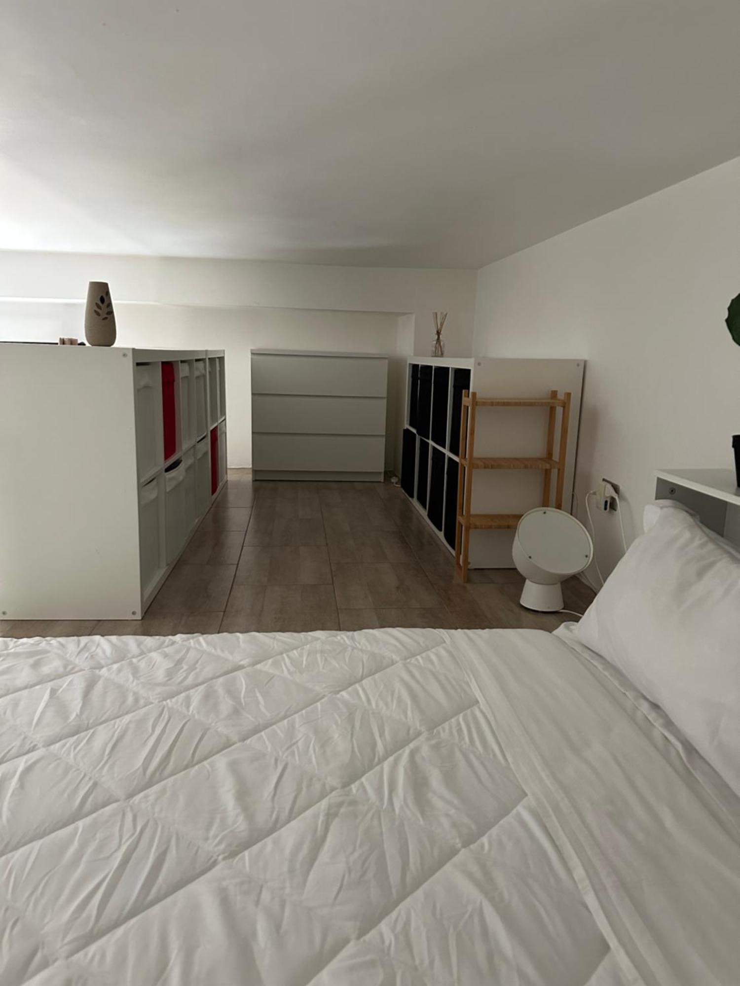Loft Moderno Con Terrazzo Lägenhet Milano Exteriör bild